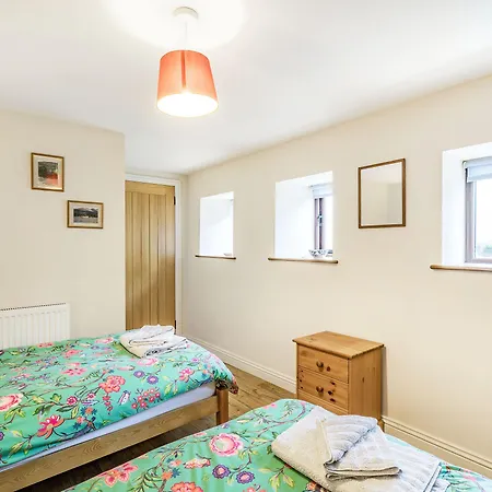 Holiday home Greystones Milnthorpe